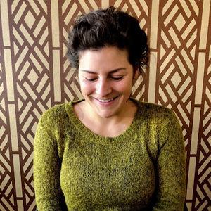 Meet your Posher, Hilary